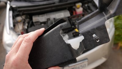Graužikų padaryta žala automobiliui