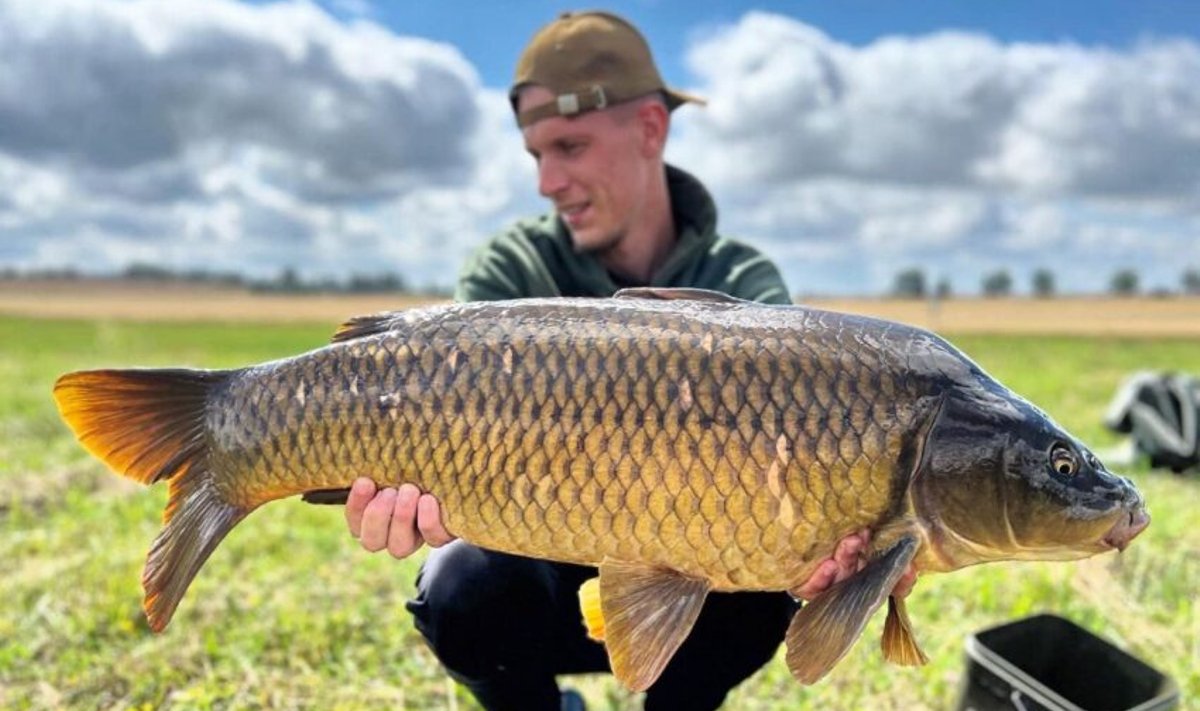 Apie karpininką Eiridą Dambrauską kalbos sklinda ne tik tarp kėdainiečių karpininkų. Jo trofėjai ir atsidavimas žvejybai stebina net užkietėjusius žvejus