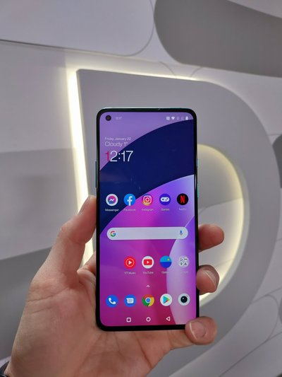 „Oneplus 8T“ apžvalga