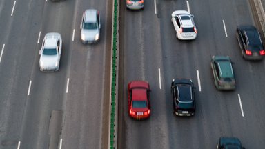 Ir vėl mokėti už automobilį? Iš užsienio namo sugrįžusiems estams už transporto priemonę gali tekti mokėti pakartotinai