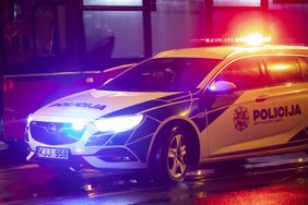 Į namus Jonavoje sugužėjo tarnybos: dvi mergaitės gyveno vienos