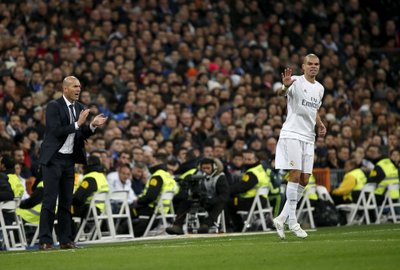 Zinedine'as Zidane'as, Pepe