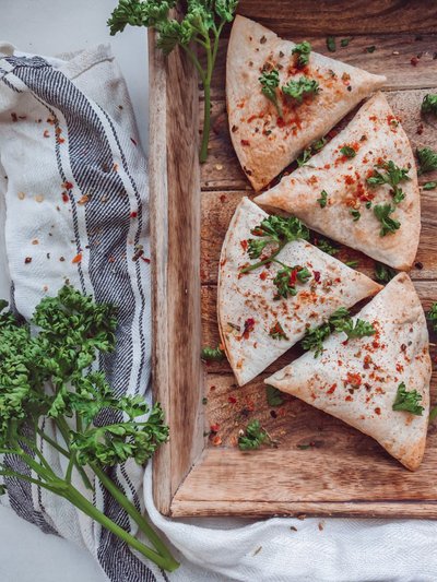 Tortilijos, įdarytos vištiena ir paprika