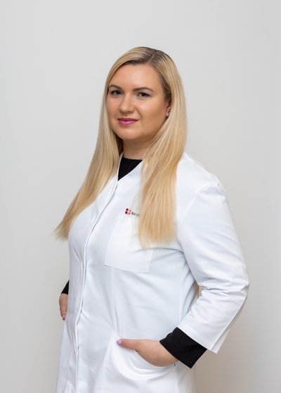 Kauno „Kardiolitos klinikų“ gydytoja dermatologė Karolina Liubinienė