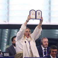 Iš Rumunijos prezidento rinkimų pašalinta kraštutinių dešiniųjų kandidatė