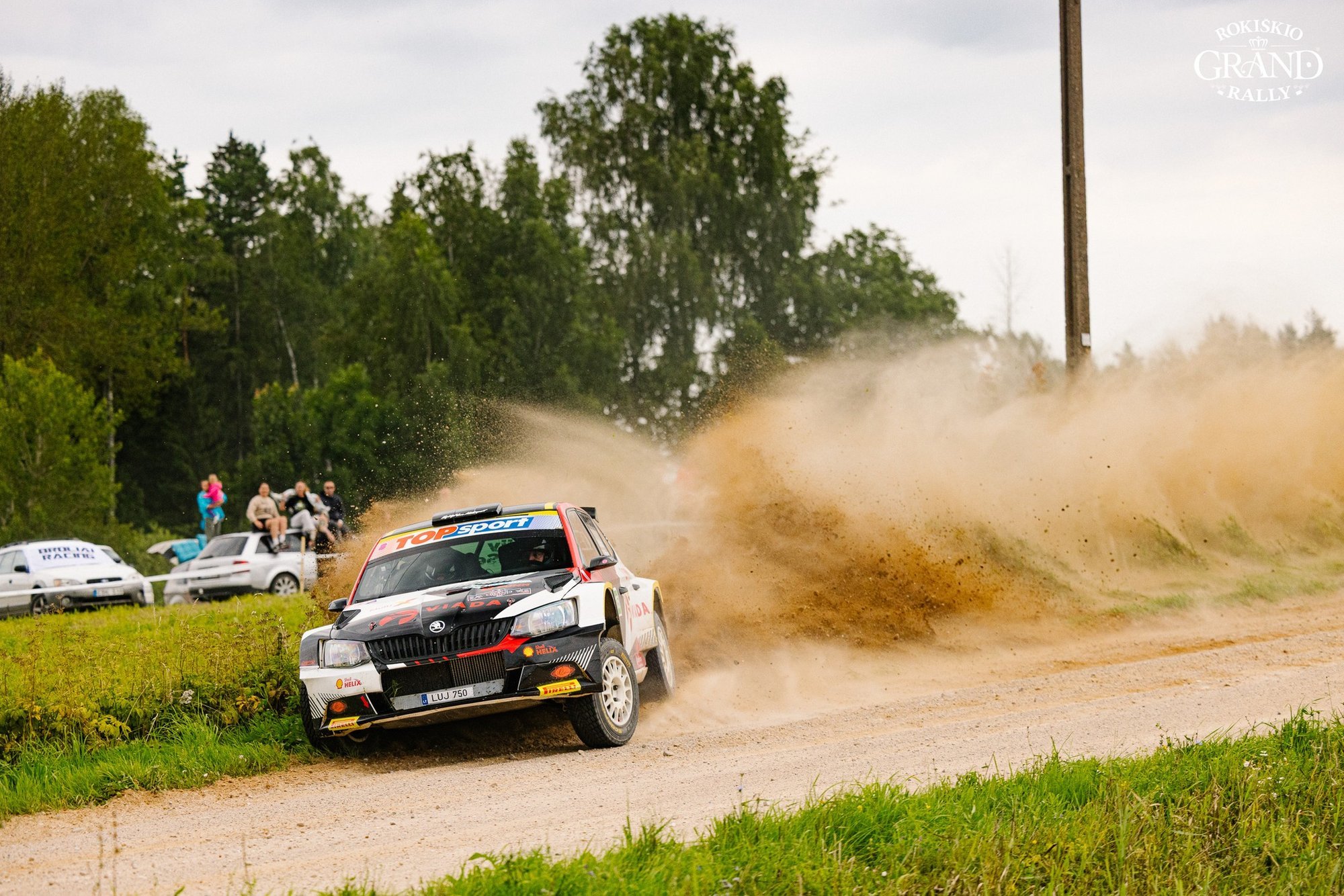 Vos prasidėjus „Rokiškio Grand Rally“ jį teko stabdyti - Delfi sportas
