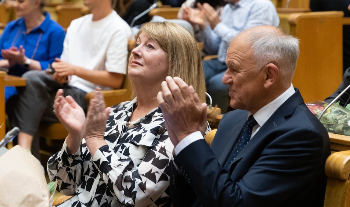 Europos Parlamento narių pažymėjimų įteikimo ceremonija 