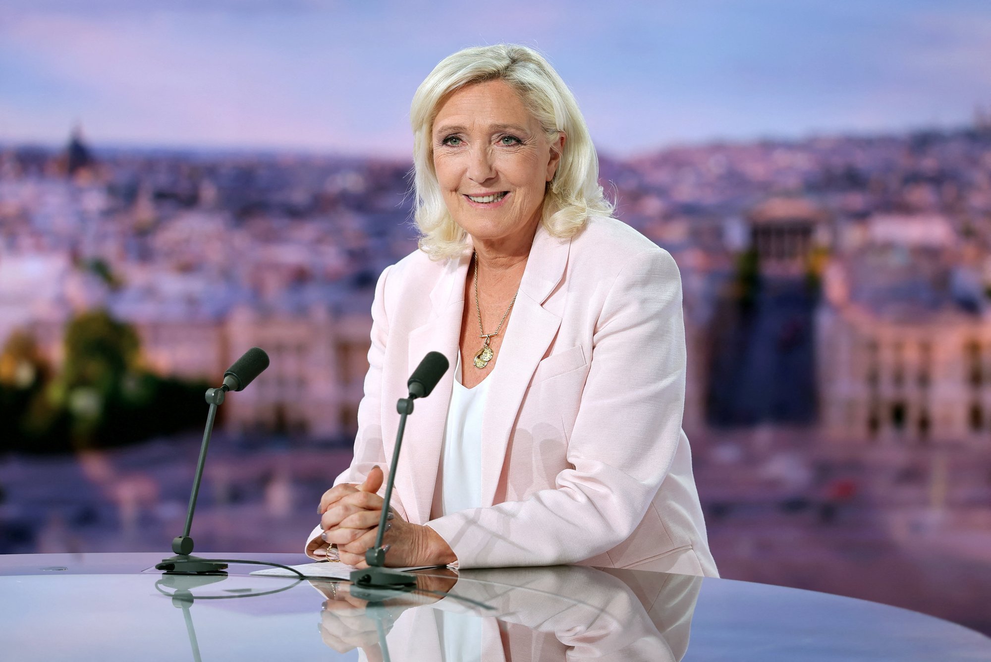Le Pen confirms 2027 presidential bid despite conviction
