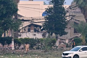 Pakistanas skelbia numušęs penkis Indijos lėktuvus 