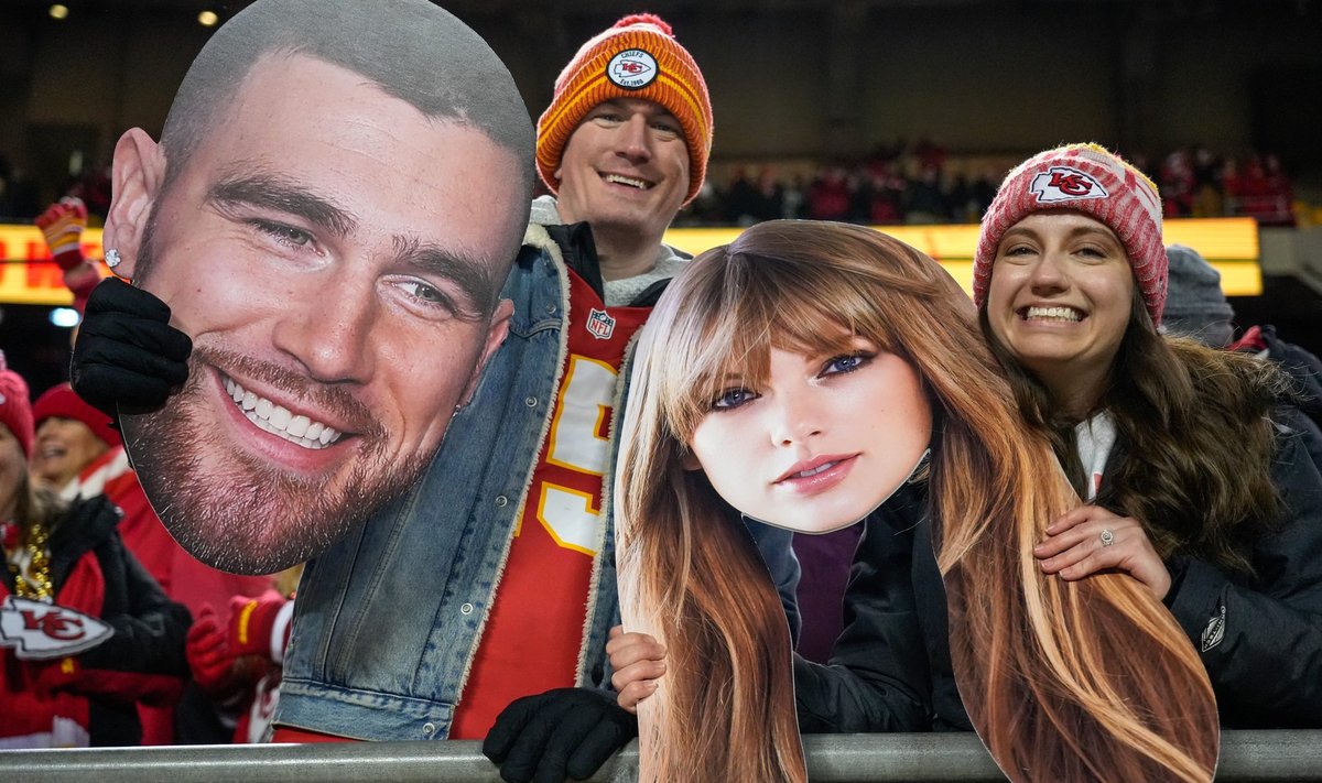 Travis Kelce ir Taylor Swift kartoniniai atvaizdai