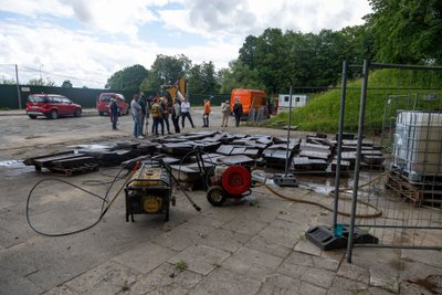 Tauro kalne nuardomi laiptai iš žydų antkapių