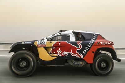 Harry Huntas startuos su pernai nugalėjusiu "Peugeot DKR2008"