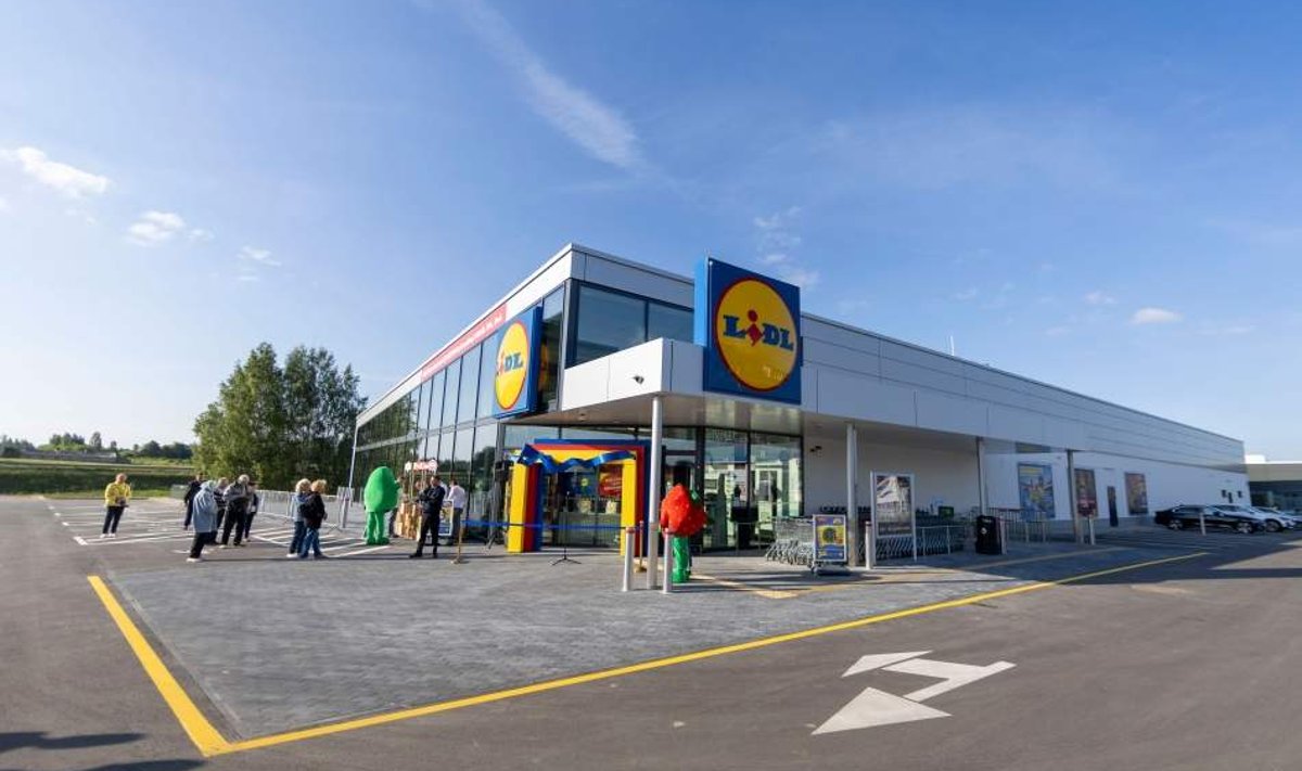 „Lidl“ atidarė pirmąją parduotuvę Molėtuose