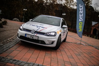 "Volkswagen Golf GTE"