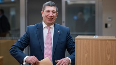 Генпрокурор просит лишить Недзинскаса иммунитета по "чековому делу"