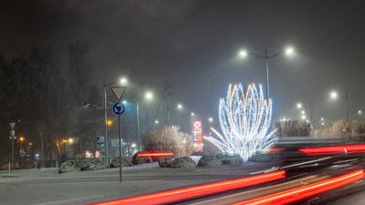 Palanga šventinę nuotaika kuria čiurlioniškomis dekoracijomis ir renginių gausa