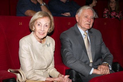 Almos ir Valdo Adamkų pažinties ir meilės istorija: atsitiktinumai nulėmė  gražiausios Lietuvos poros likimą - Delfi veidai
