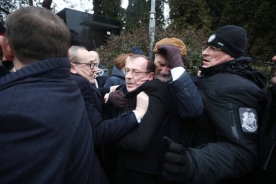 Muštynės prie Lenkijos parlamento