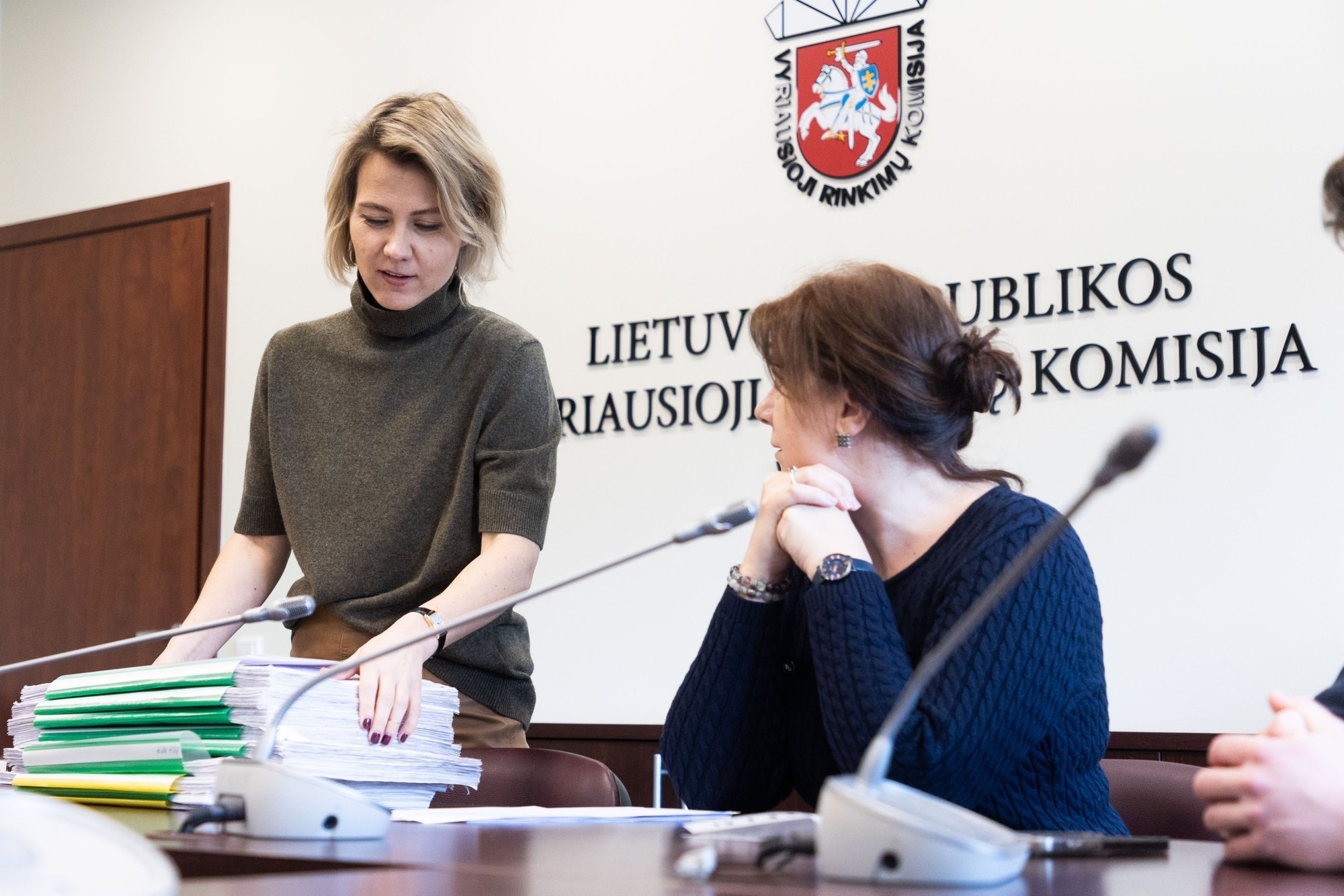 Prezidento rinkimuose kandidatuojančio Žemaitaičio atstovai VRK ...