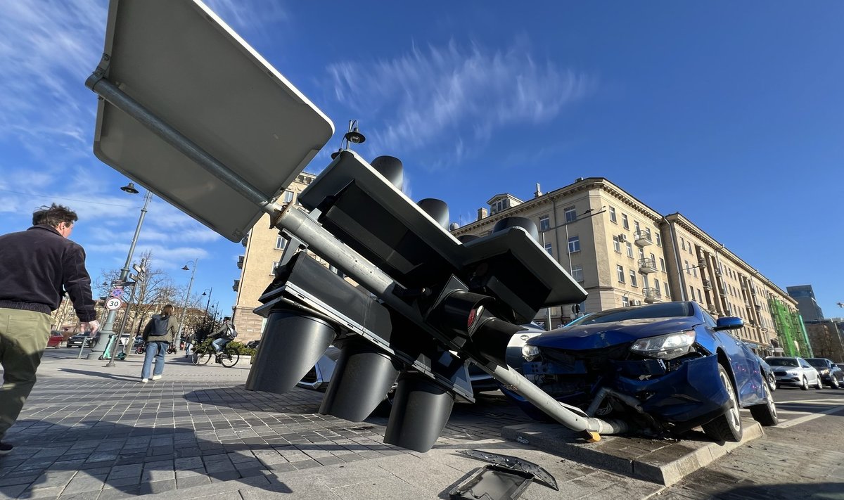Avarija Gedimino ir Goštauto gatvių sankryžoje