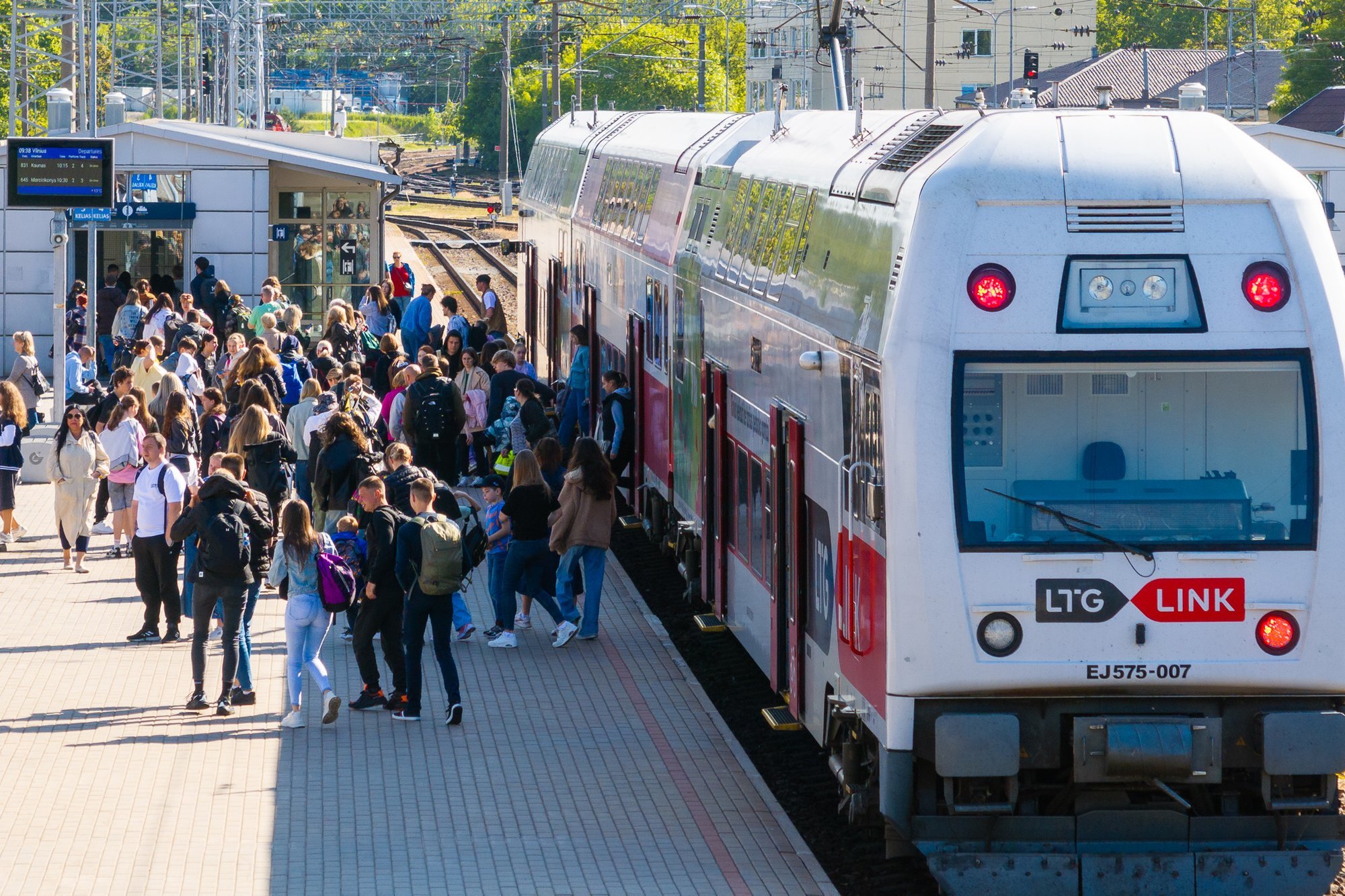 LTG Plans for 3,000 Song Festival Participants to Arrive by Train