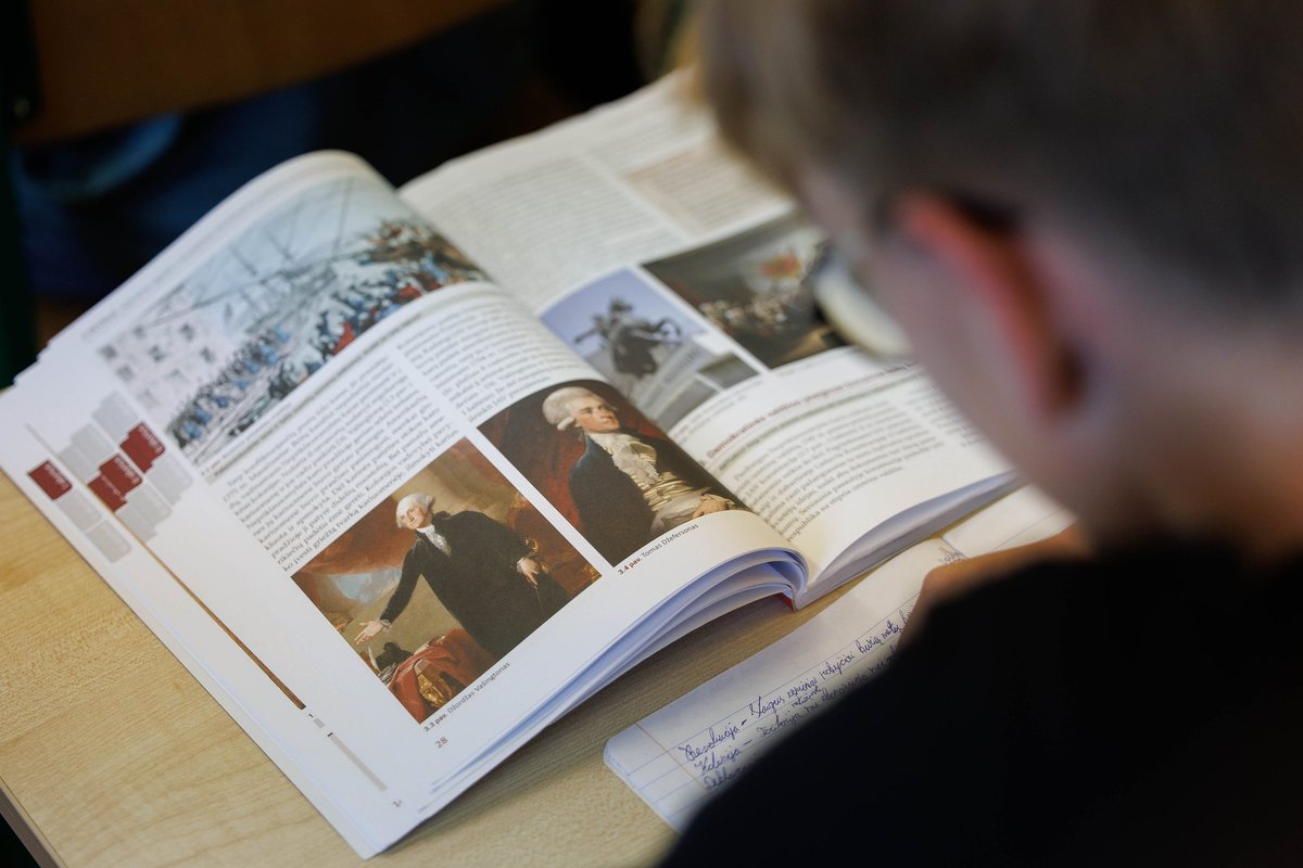 Lithuanian Schools: Teacher’s Disappointment Over Growing Chaos