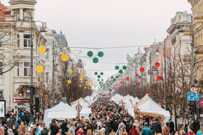 Kaziuko mugės organizatoriai ragina amatininkus ir kitus prekiautojus atsakingiau rinktis pakuotes savo gaminiams bei maisto produktams