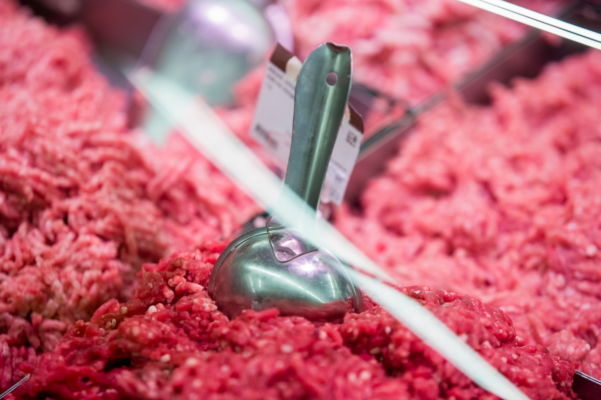 Contaminated meat found at Lidl; customers can get refunds