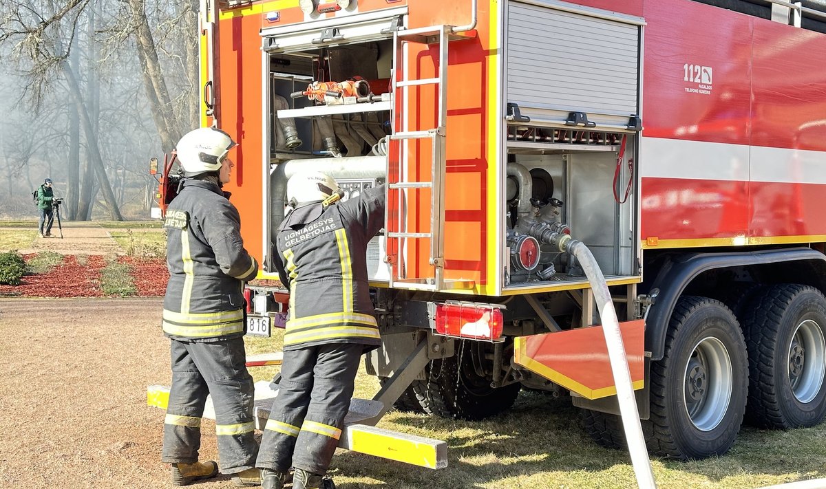 Dega Vilkiškių dvaro sodyba