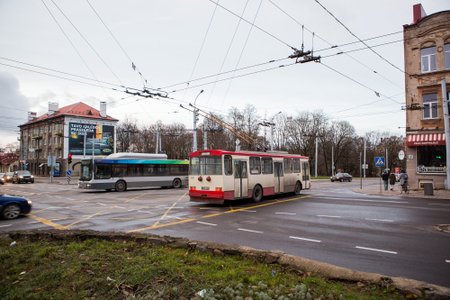 J. Basanavičiaus ir Švitrigailos gatvių sankirta