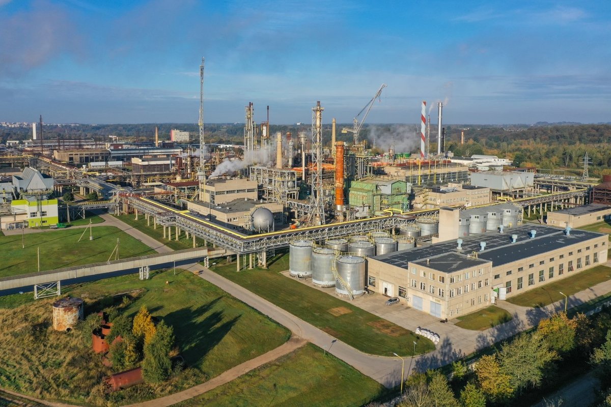 Fertiliser producer Achema says high gas, emissions costs keep output below capacity