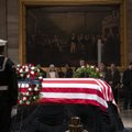 Karstas su Jimmy Carterio palaikais atvežtas į Kapitolijų