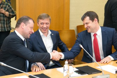 Saulius Skvernelis, Ramūnas Karbauskis ir Gintautas Paluckas