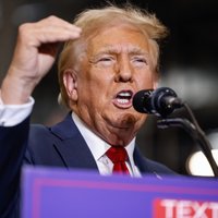 Šaltiniai: Zelenskio veiksmai sukėlė Trumpo stovyklos pasipiktinimą 