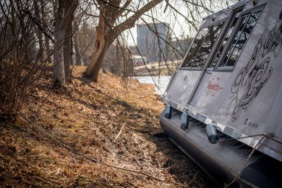 Per potvynį atrodo, tarsi Berčiūnai būtų įsikūrę prie ežero