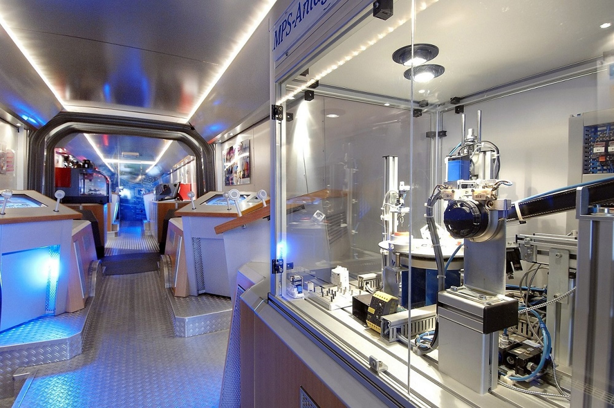 Lithuania setting up 10 STEM centres to boost interest in science and ...