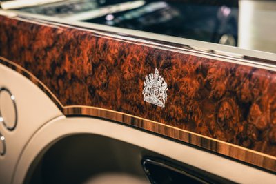 Bentley Mulsanne kuriuo važinėjo Karalienė Elžbieta II-oji