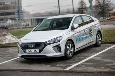 Hibridinis "Hyundai Ioniq"