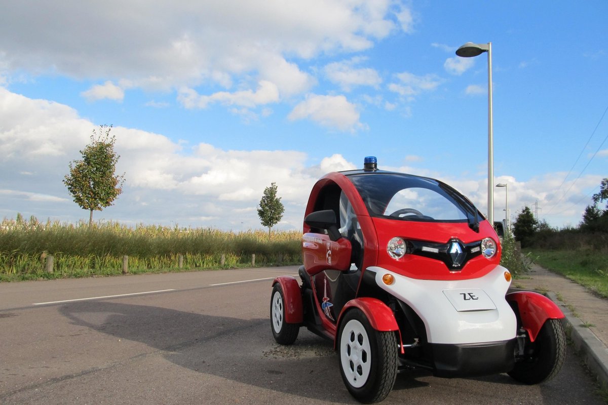 Auto Kad „Renault“ tikina, kad „Twizy” tinka ir ugniagesiams - Delfi auto