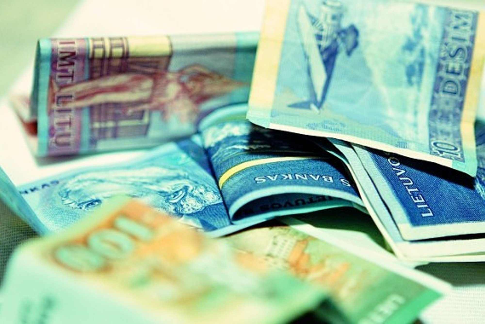 „Swedbank“ pastebi atsigaunančią vartojimo paskolų rinką - Delfi verslas