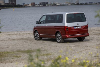 "Volkswagen Multivan T6.1"