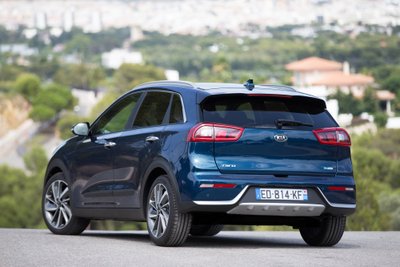 "Kia Niro" išvaizda konservatyvesnė nei "Sportage"