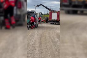 Jurbarko rajone metalo konstrukcija nukrito ant žmonių, du vyrai ligoninėje