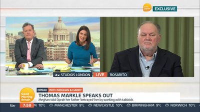 Thomas Markle'as (dešinėje) ITV eteryje