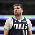 Niūrios Kalėdos „Mavericks“: traumą patyręs Dončičius iškrito iš rikiuotės