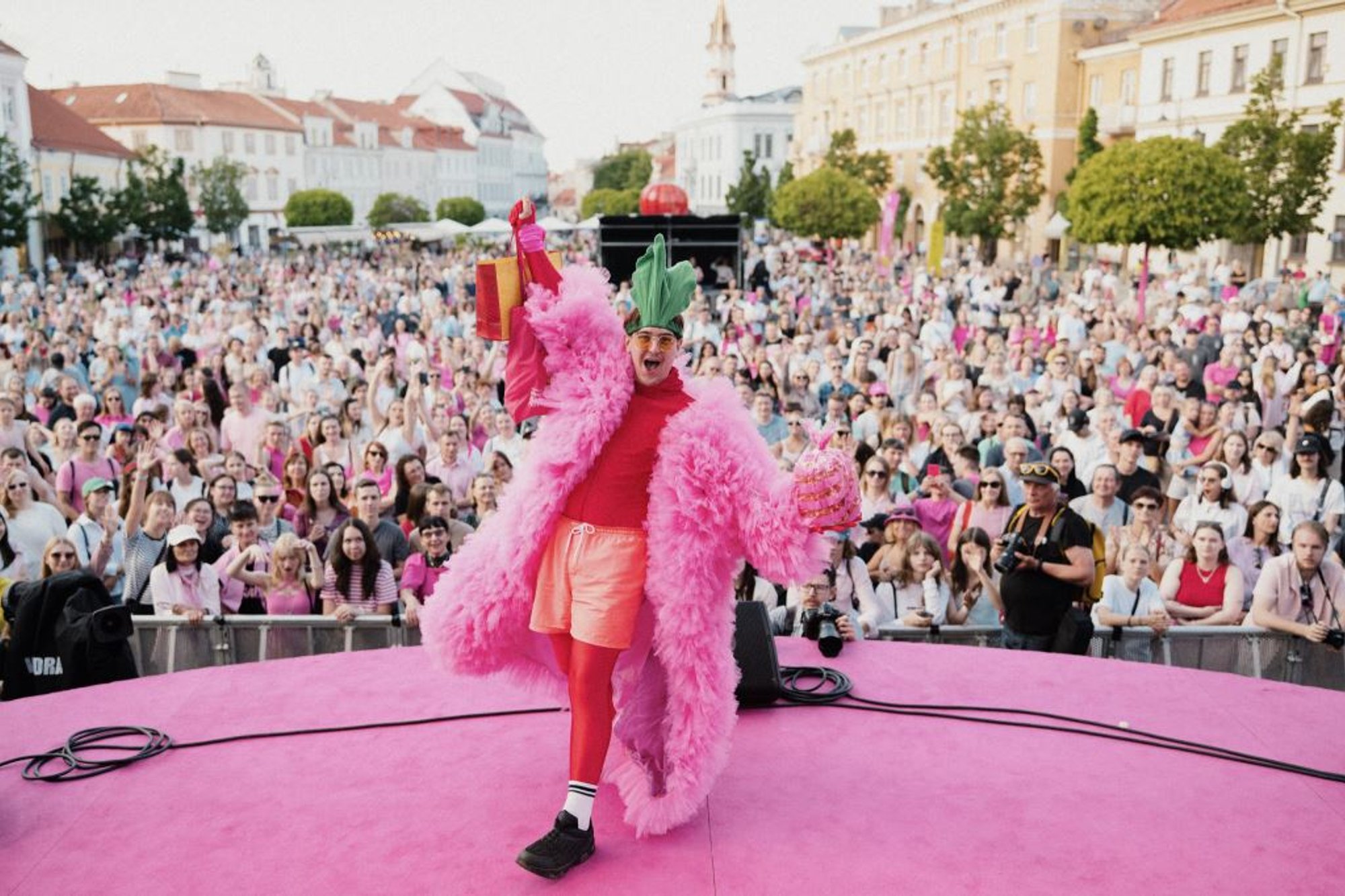Renginiai Vilniuje, Kaune, Klaipėdoje: nuo LOGIN iki šaltibarščių festivalio, koncertų ir išskirtinių spektaklių