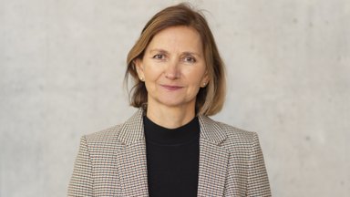 Istorinė diena VDU: pirmą kartą rektoriaus pareigas eis moteris – ja tapo Ineta Dabašinskienė