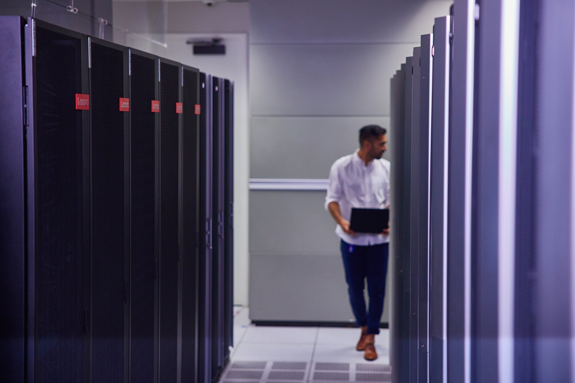 „Lenovo“ serveriai – saugūs, patikimi ir pagaminti Europoje