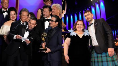 Лучшие наряды знаменитостей на церемонии награждения Emmy