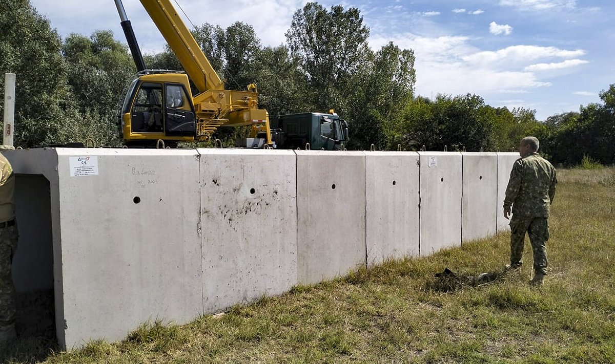 Naktį iš antradienio į trečiadienį teritorijos Pietų Ukrainoje prie Dunojaus, kuris ten žymi sieną su Rumunija, vėl buvo puolamos dronais